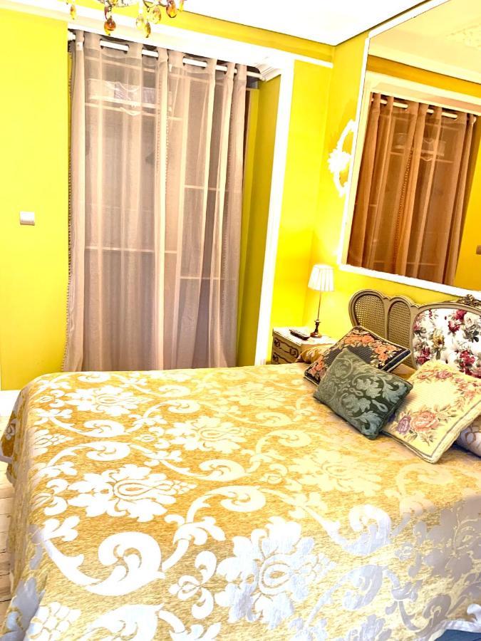 Hostal Boutique Puerta Del Sol Torrelavega Exterior photo