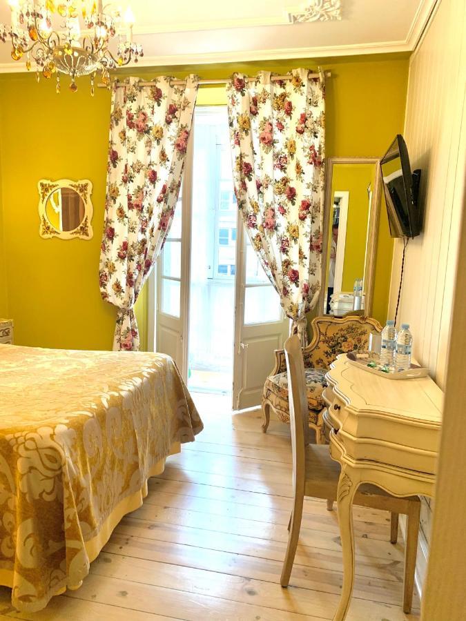 Hostal Boutique Puerta Del Sol Torrelavega Exterior photo